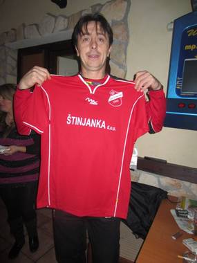 Lokva predstavlja novi dres